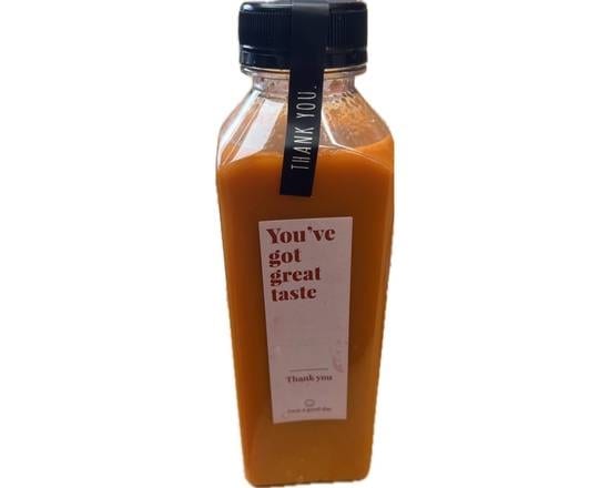 Ginger Carrot Fresh Cold Pressed Juice.