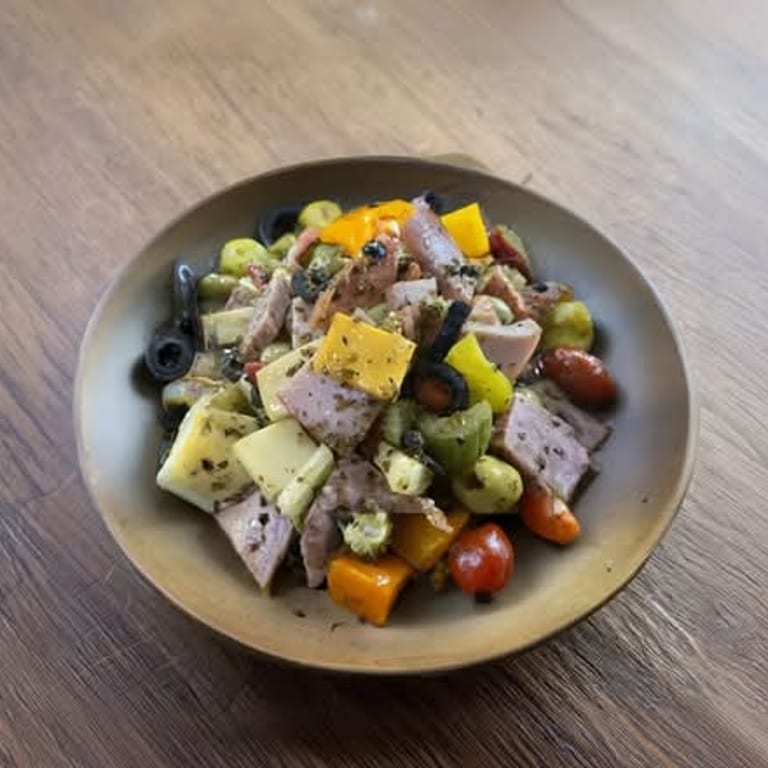 Delicious Antipasto Salad