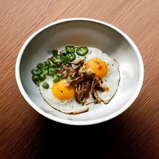 Spicy Pulled Pork Fried Eggs